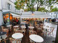Atmosphère du Restaurant Le Beauharnais à Rueil-Malmaison - n°10