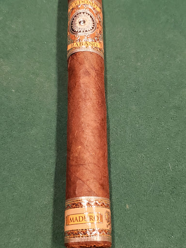 Tobacco Shop «Stogies», reviews and photos, 1090 E Lake St, Hanover Park, IL 60133, USA