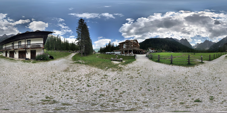 Street View et 360° hôtels Hotel Dolomitenhof 39030 Sexten