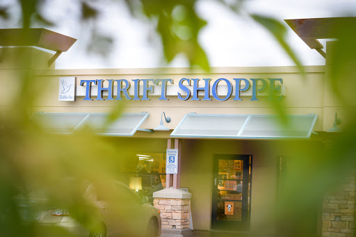 White Dove Thrift Shoppe, 5035 N 7th Ave, Phoenix, AZ 85013, USA, 