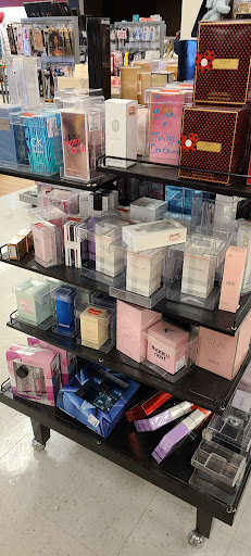 Department Store «T.J. Maxx», reviews and photos, 1600 Woodbury Ave, Portsmouth, NH 03801, USA