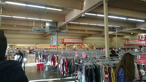 Thrift Store «Value Village», reviews and photos