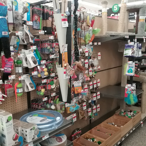Pet Supply Store «Pet Supplies Plus», reviews and photos, 2441 N Center St, Hickory, NC 28601, USA