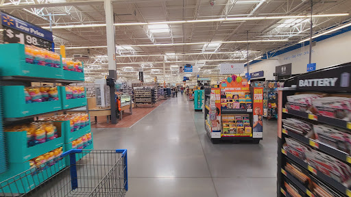 Discount Store «Walmart», reviews and photos, 6501 Veterans Memorial Pkwy, Crestwood, KY 40014, USA