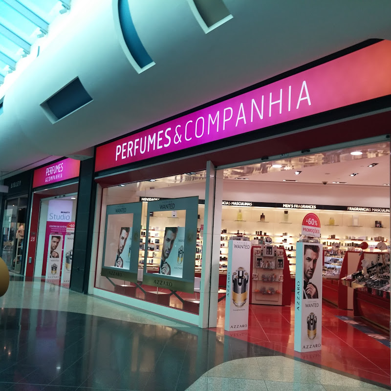 Perfumes & Companhia