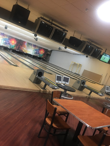 Bowling Alley «Game of Wickliffe», reviews and photos, 28801 Euclid Ave, Wickliffe, OH 44092, USA