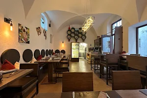 Loreto's Italian Restaurant image