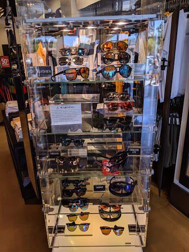 Sunglasses store Ventura