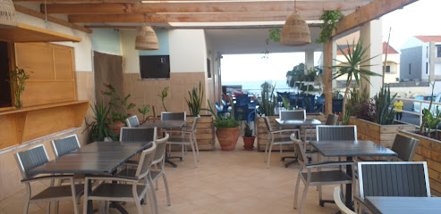 Titi Sushi Lounge - Complexo Ondas Do Mar, R/C Palmarejo, Cape Verde