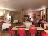 Atmosphère du Restaurant Le Caradoc à Saint-Caradec - n°11