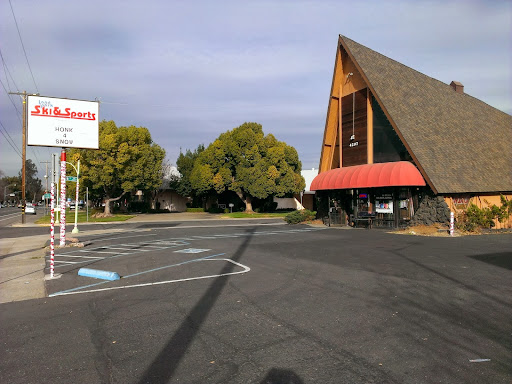 Ski Shop «Land Park Ski & Sports», reviews and photos, 4207 Freeport Blvd, Sacramento, CA 95822, USA
