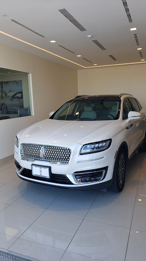 Lincoln Mercury Dealer «Lincoln South Coast», reviews and photos, 1405 Auto Mall Dr, Santa Ana, CA 92705, USA