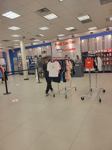 Shopping Mall «Louis Joliet Mall», reviews and photos, 3340 Mall Loop Dr, Joliet, IL 60431, USA