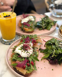 Photos du propriétaire du Restaurant servant le petit-déjeuner AZUR CAFÉ BRUNCH & COFFEE CHAMPS-ELYSÉES à Paris - n°9