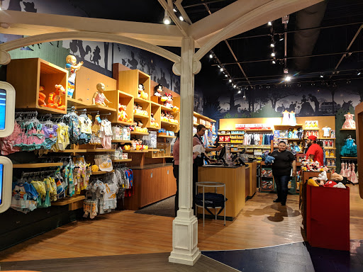 Toy Store «Disney Store», reviews and photos, 587 E Shaw Ave, Fresno, CA 93710, USA
