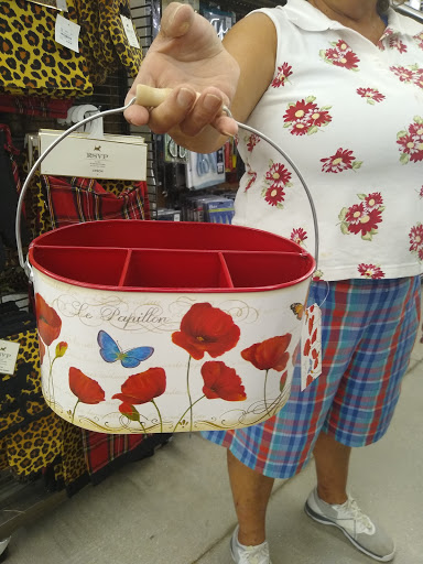 Home Goods Store «Tuesday Morning», reviews and photos, 2648 Tamiami Trail E, Naples, FL 34112, USA