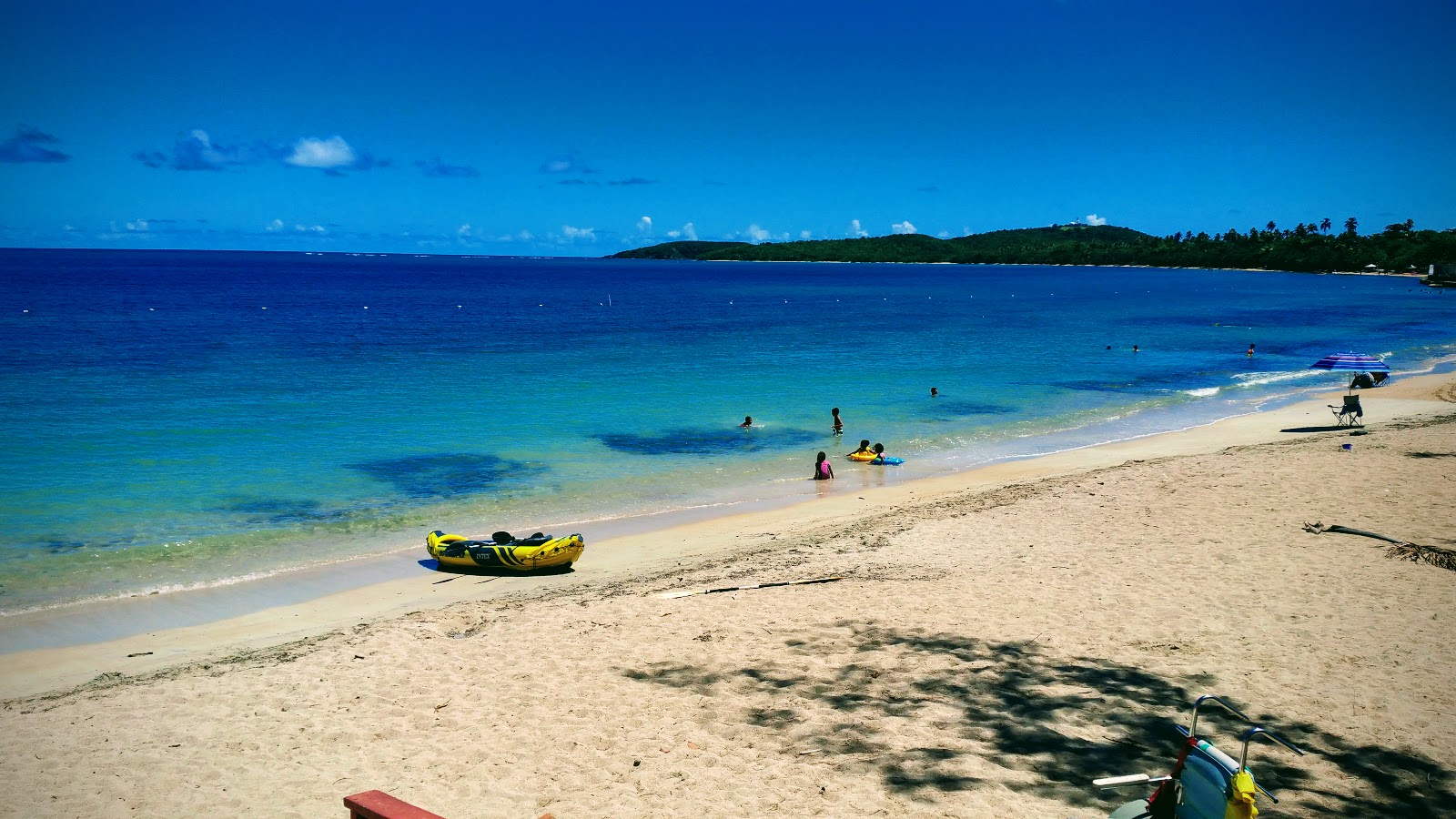 Photo of Playa Seven Seas with bright fine sand surface