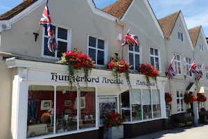Hungerford Arcade Antiques & Collectables image