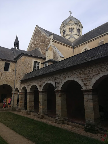 attractions Monastère des Bénédictines Craon