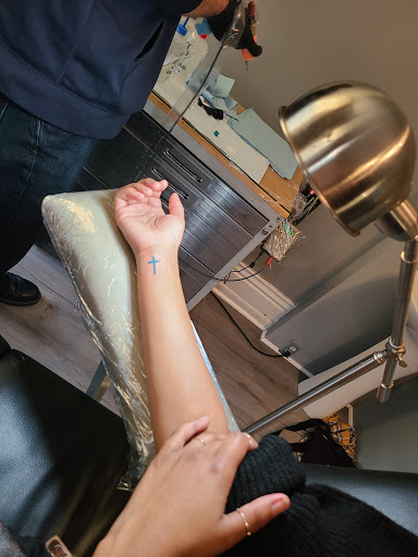 Tattoo Shop «Prophecy Ink Tattoo Studio & Fine Art Gallery», reviews and photos, 907 Baxter Ave, Louisville, KY 40204, USA