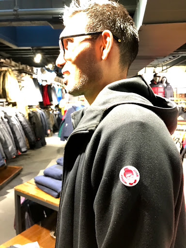 Clothing Store «The North Face», reviews and photos, 326 Newbury St, Boston, MA 02115, USA