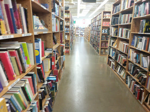 Book Store «Half Price Books», reviews and photos, 366 W Army Trail Rd, Bloomingdale, IL 60108, USA