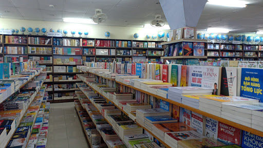Nhà sách Miền Đông