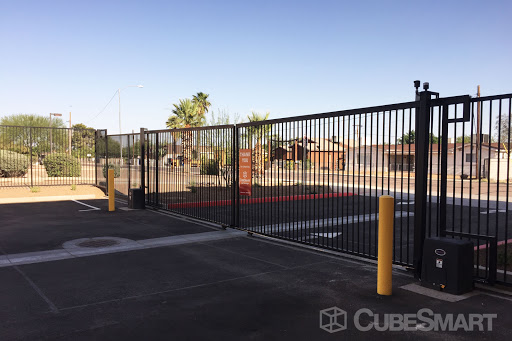 Self-Storage Facility «CubeSmart Self Storage», reviews and photos, 15821 N Dysart Rd, Surprise, AZ 85374, USA