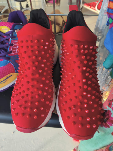 Thrift Store «The Salvation Army Family Store & Donation Center», reviews and photos