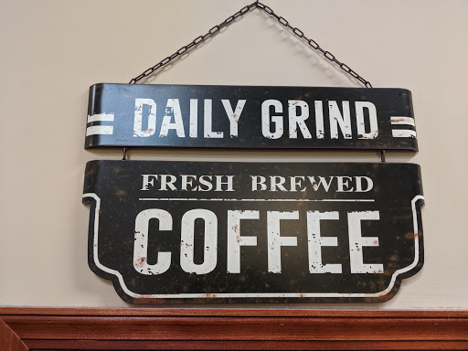 Restaurant «Main Street Daily Grind», reviews and photos, 215 E Main St, Front Royal, VA 22630, USA