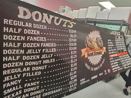 Donut Shop «Real Donuts #1», reviews and photos, 1811 W Charleston Blvd #1, Las Vegas, NV 89102, USA