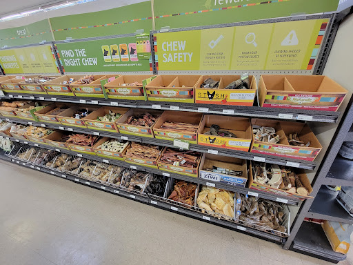 Pet Supply Store «PetPeople», reviews and photos, 4631 Everhard Rd NW, Canton, OH 44718, USA