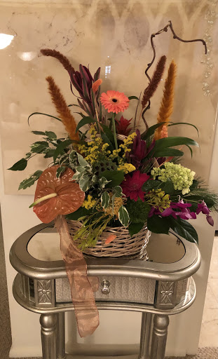 Florist «Flowers Etcetera By Denise», reviews and photos, 637 N 2nd St, Philadelphia, PA 19123, USA