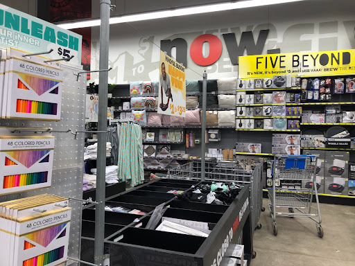 Variety Store «Five Below», reviews and photos, 3910 Commerce Blvd, Dickson City, PA 18519, USA