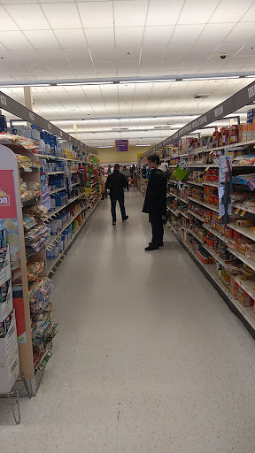 Supermarket «Stop & Shop Supermarket», reviews and photos, 301 Centre St, Jamaica Plain, MA 02130, USA