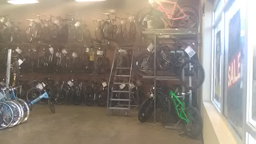 Bicycle Store «Performance Bicycle», reviews and photos, 1800 E Franklin St, Chapel Hill, NC 27514, USA