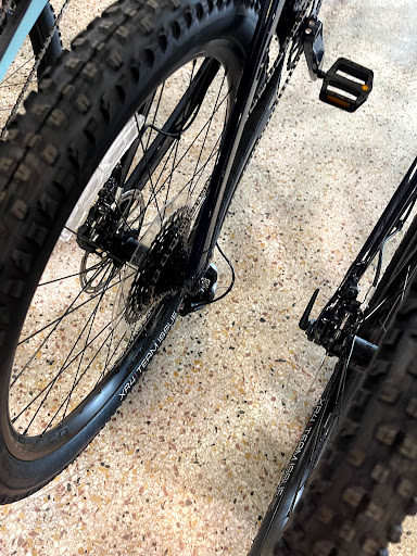 Bicycle Store «Bike Barn - West University», reviews and photos, 5339 Weslayan St, Houston, TX 77005, USA