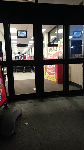 Grocery Store «Winn-Dixie», reviews and photos, 1850 N Tamiami Trail, North Fort Myers, FL 33903, USA