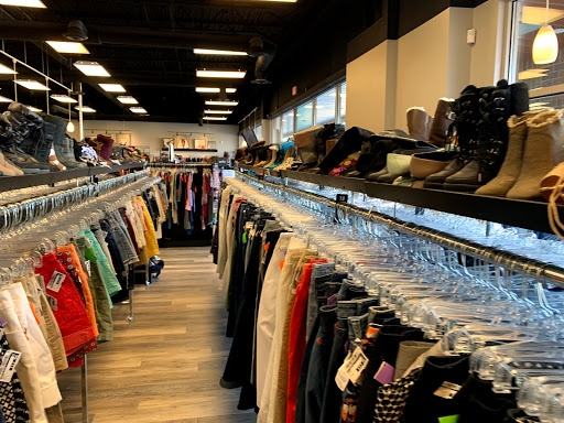 Used Clothing Store «Clothes Mentor», reviews and photos, 2551 45th St S # 113, Fargo, ND 58104, USA