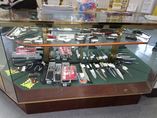 Pawn Shop «Silver Lining Jewelry & Loan», reviews and photos, 2122 NE Sandy Blvd, Portland, OR 97232, USA