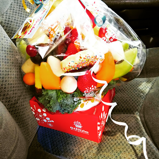 Gift Basket Store «Edible Arrangements», reviews and photos, 9255 NE 83rd Terrace, Kansas City, MO 64158, USA