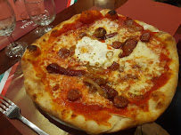 Pizza du Restaurant Italien la Famiglia à Antibes - n°1