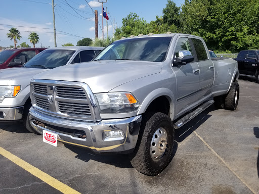 Used Truck Dealer «TSW Financial», reviews and photos, 3210 Treaschwig Rd, Humble, TX 77338, USA