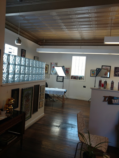 Tattoo Shop «Grinn & Barrett Tattoo and Piercing», reviews and photos, 3021 Leavenworth St, Omaha, NE 68105, USA