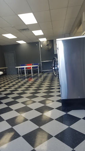 Laundromat «Cheswold Laundromat», reviews and photos, 62 Holly Oak Lane #4, Dover, DE 19904, USA