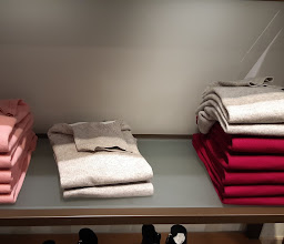 Massimo Dutti Samara photo