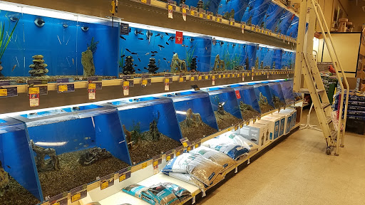 Pet Supply Store «PetSmart», reviews and photos, 400 Mill Creek Dr, Secaucus, NJ 07094, USA