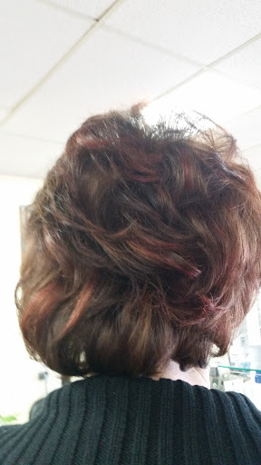 Beauty Salon «In The Cut Salon», reviews and photos, 3260 Southgate Pl SW #1, Cedar Rapids, IA 52404, USA