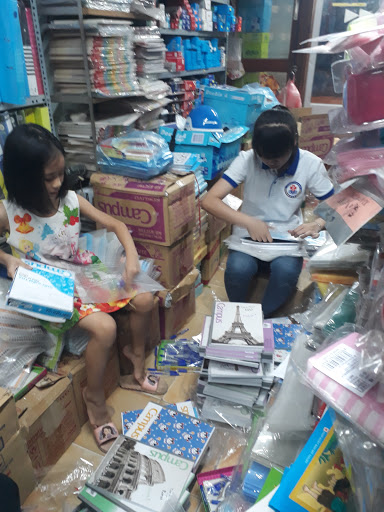 Cửa Hàng Văn Phòng Phẩm Hồng Hà