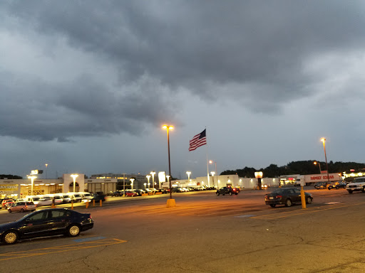 Liquor Store «Austin Liquors», reviews and photos, 117 Gold Star Blvd, Worcester, MA 01606, USA